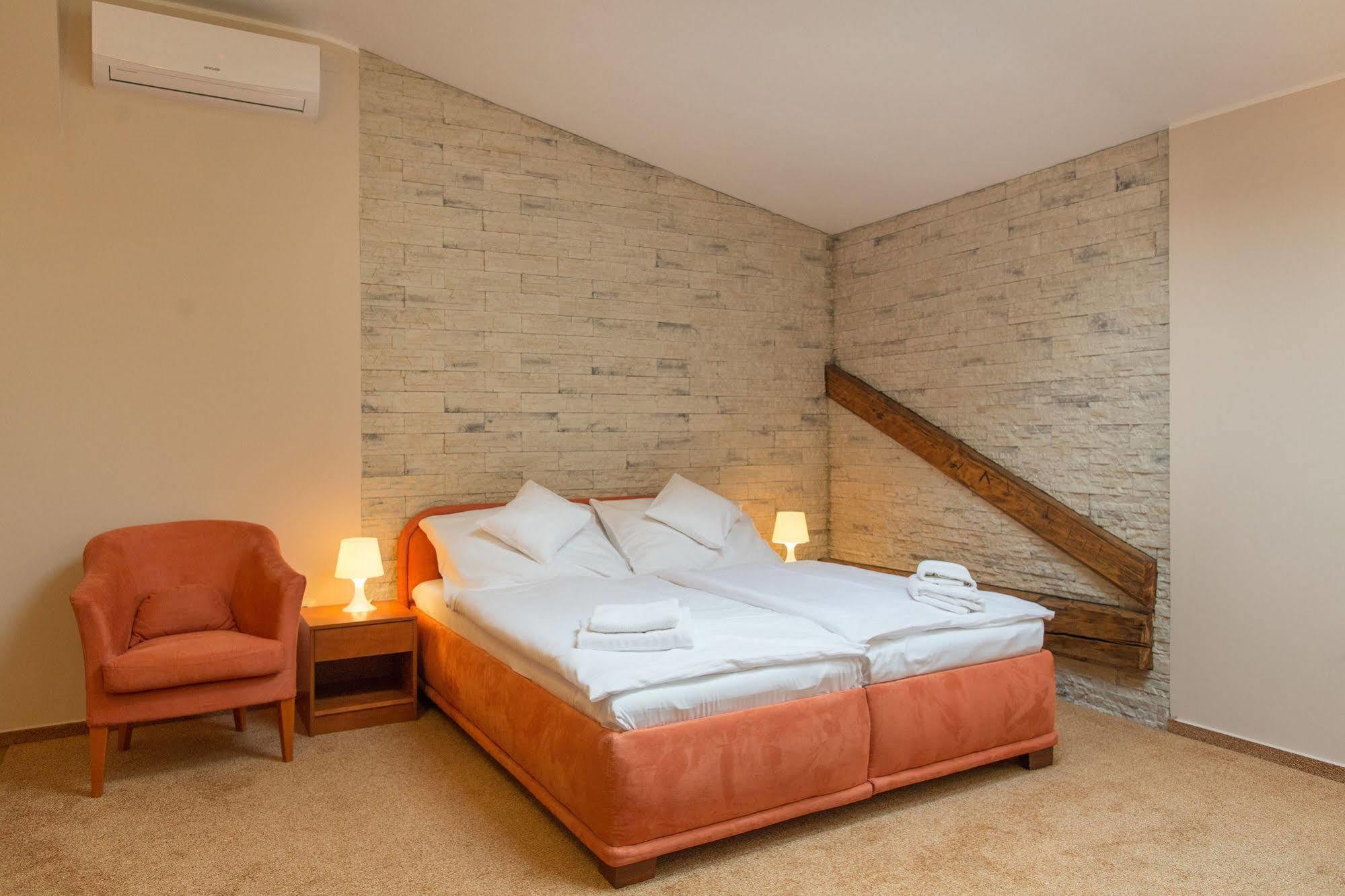 Hotel Grand Žilina Eksteriør bilde